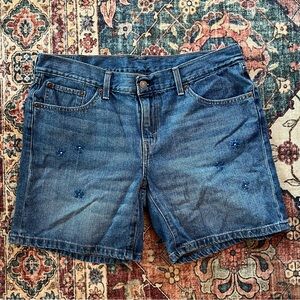Levi's floral embroidered Jean Shorts Classic mid-rise cut, 31